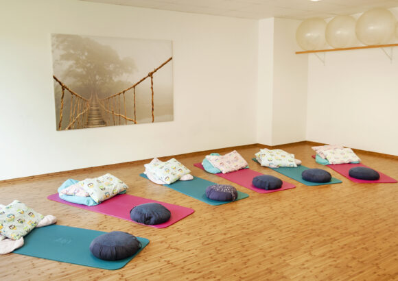 hebammen-berg-tal-heroldsberg-kursraum2 Rückbildung für Sternenmamas